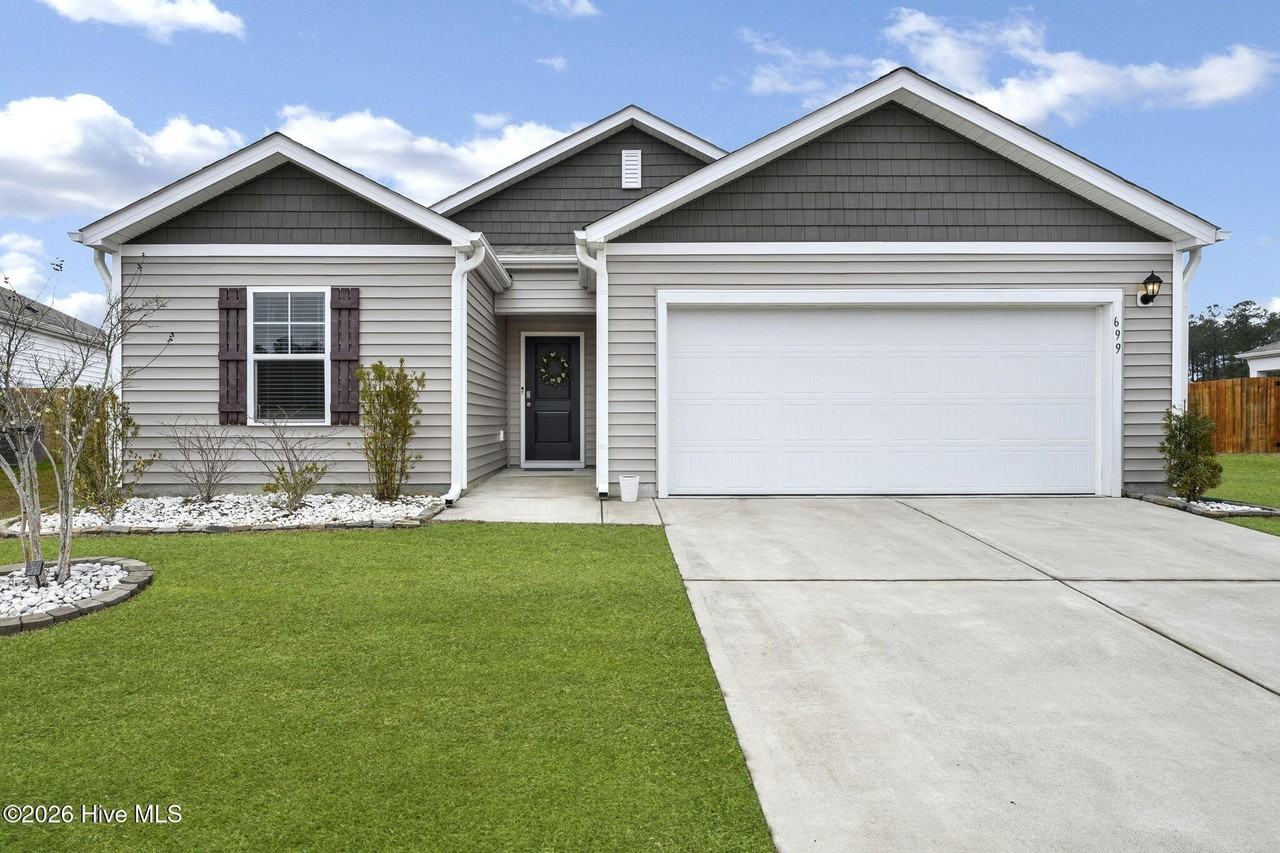 699 Buckeye Rd Ne - Photo 2 of 42