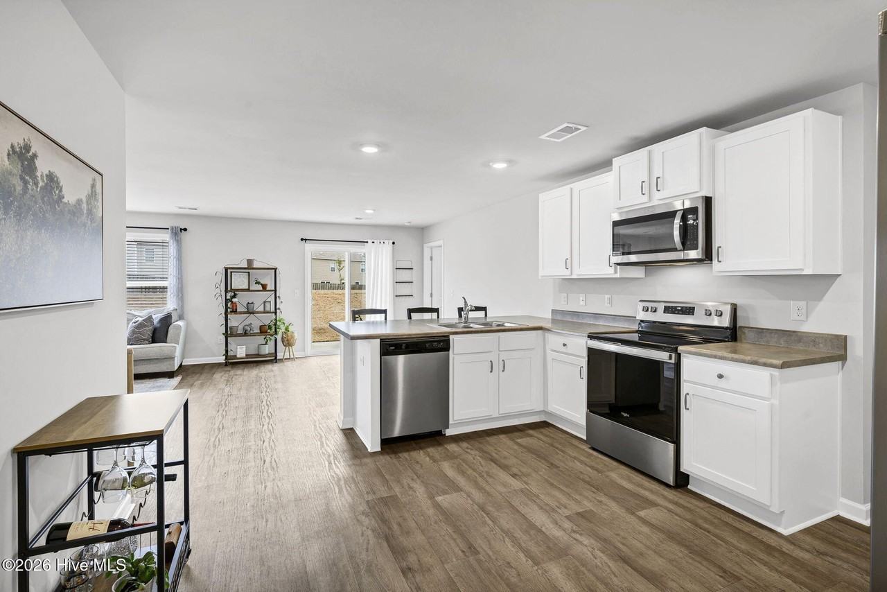 699 Buckeye Rd Ne - Photo 4 of 42