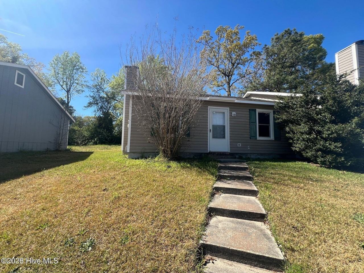 109 Hickory Grove Dr - Photo 3 of 23