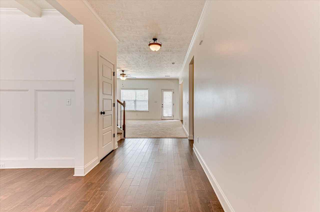 1210 Eldrick Ln - Photo 6 of 42