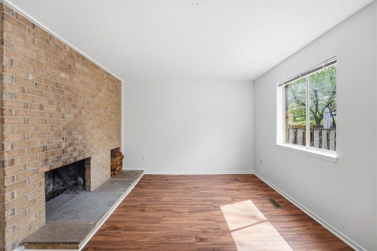 1747 Cy Ct - Photo 6 of 24