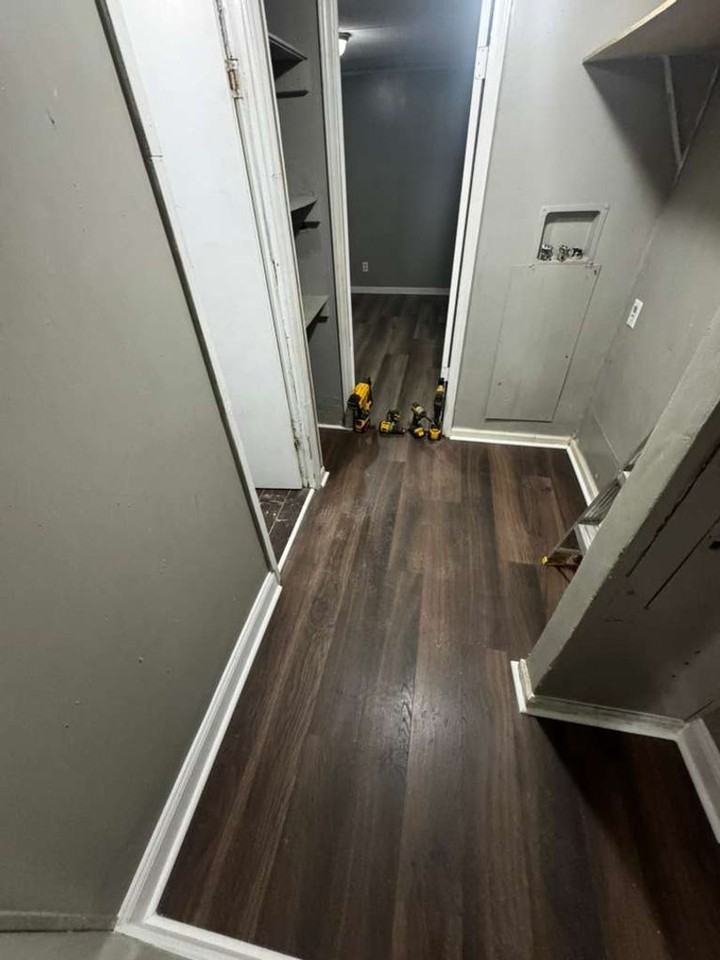 4893 Madison Dr - Photo 3 of 9