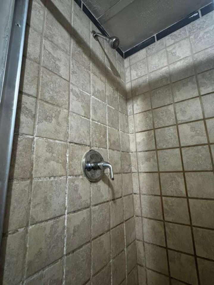 4893 Madison Dr - Photo 5 of 9