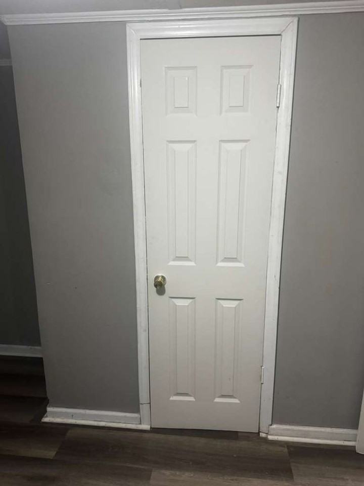 4893 Madison Dr - Photo 6 of 9