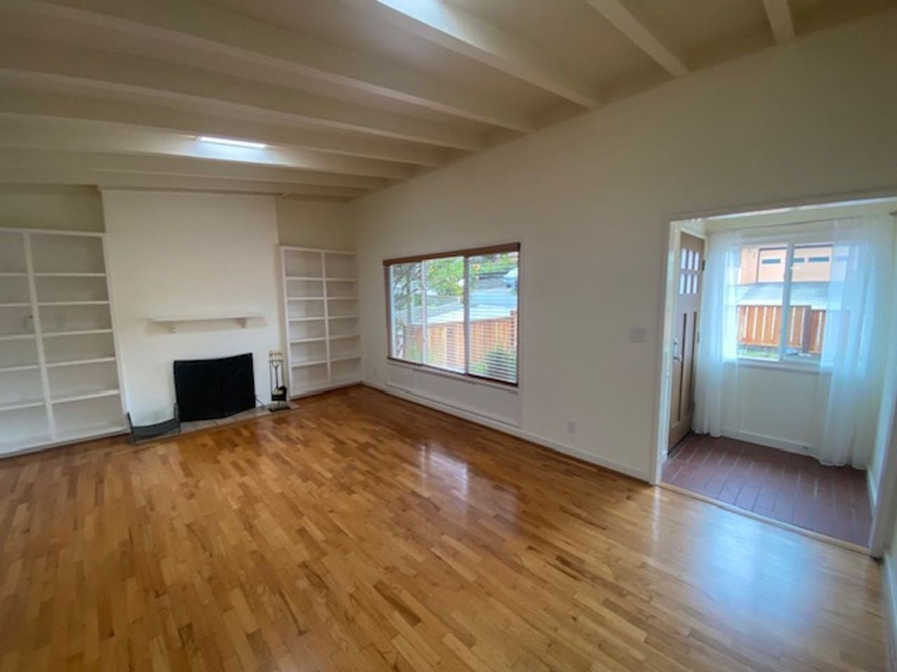 340 Bishop Ave - Photo 7 of 47