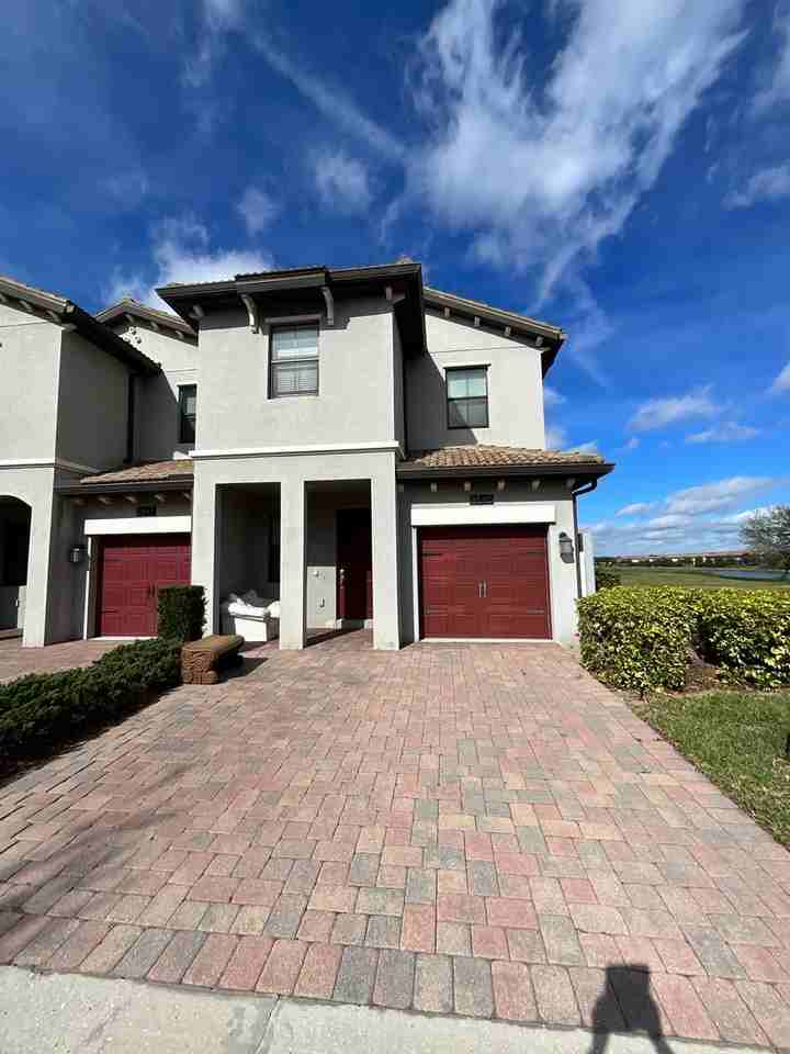 8545 Zoeller Hills Dr