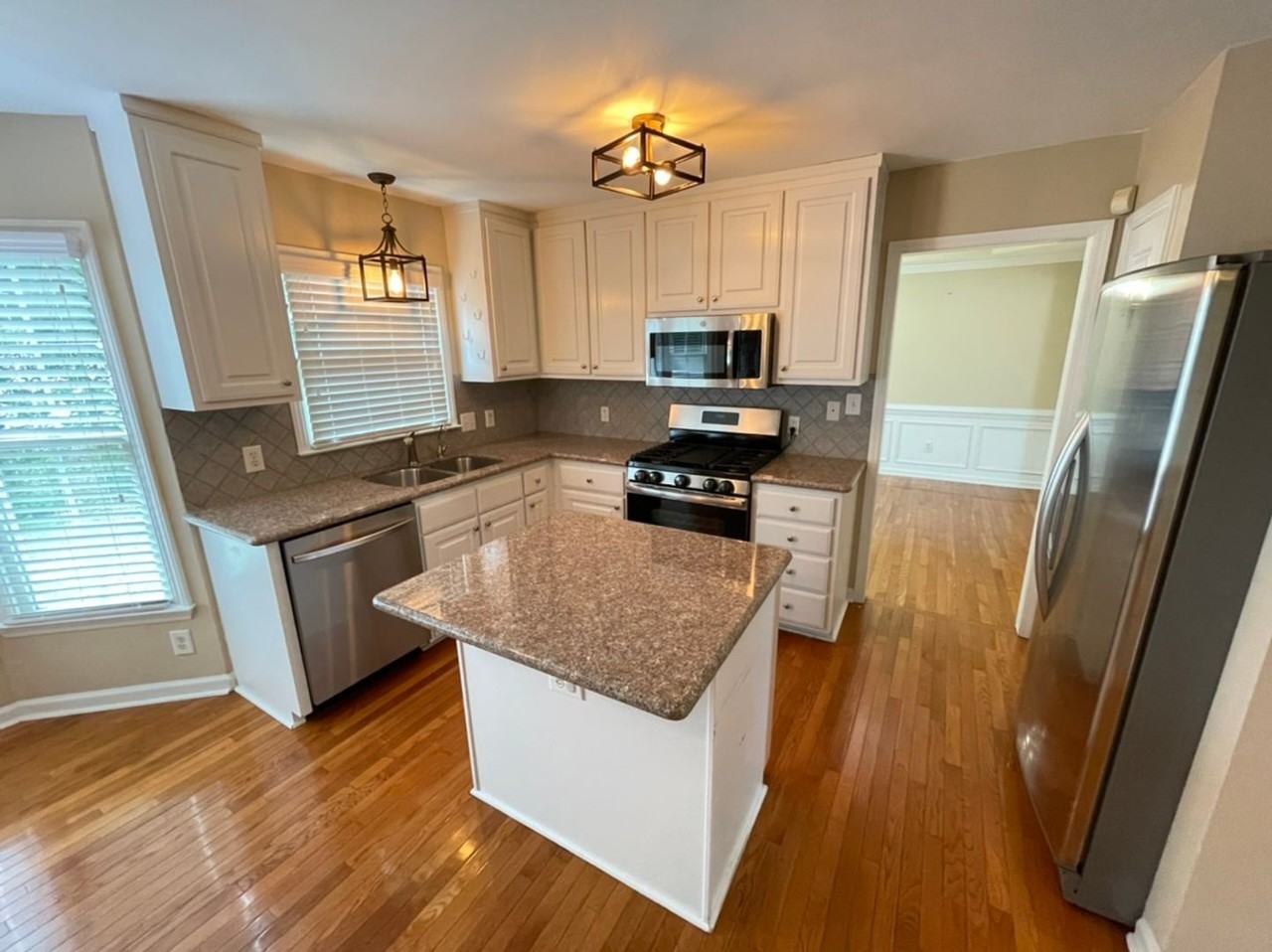 105 Palmer Meadow Ct - Photo 6 of 20