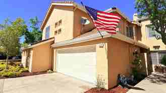 6220 Lakeview Cir - Photo 1 of 1