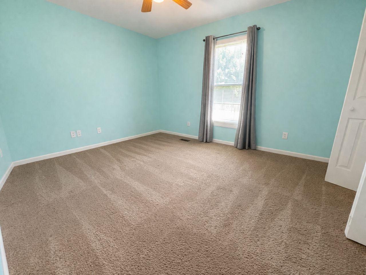 4680 Plateau Rd - Photo 5 of 14