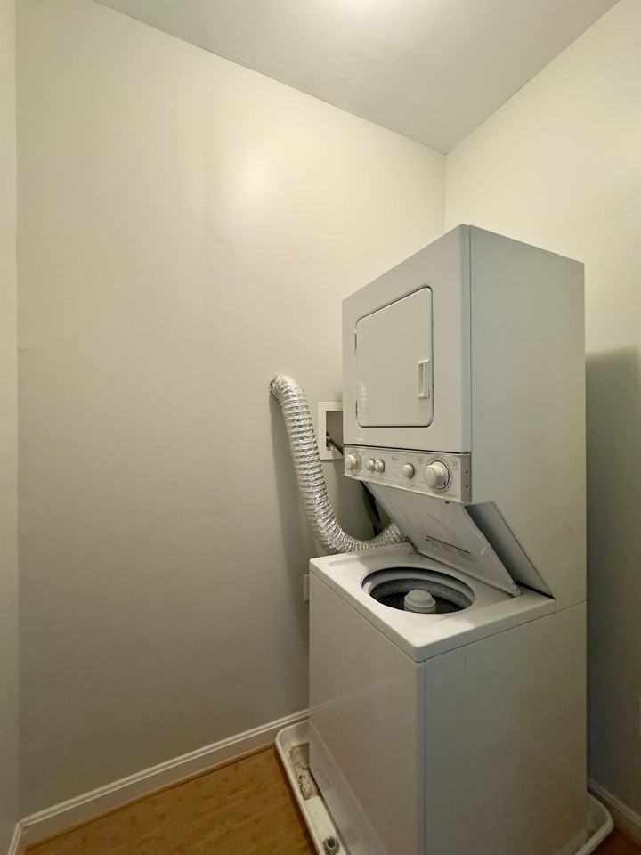 Apartment Units in Reservoir Hill, Baltimore, MD! - Photo 7 of 15