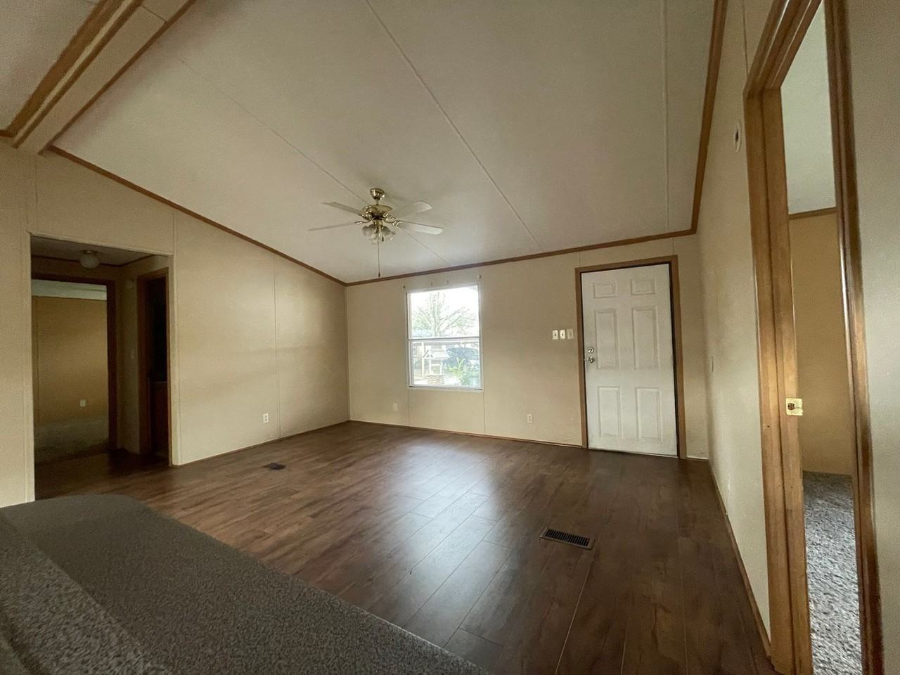 3602 Wellington Ln - Photo 6 of 50
