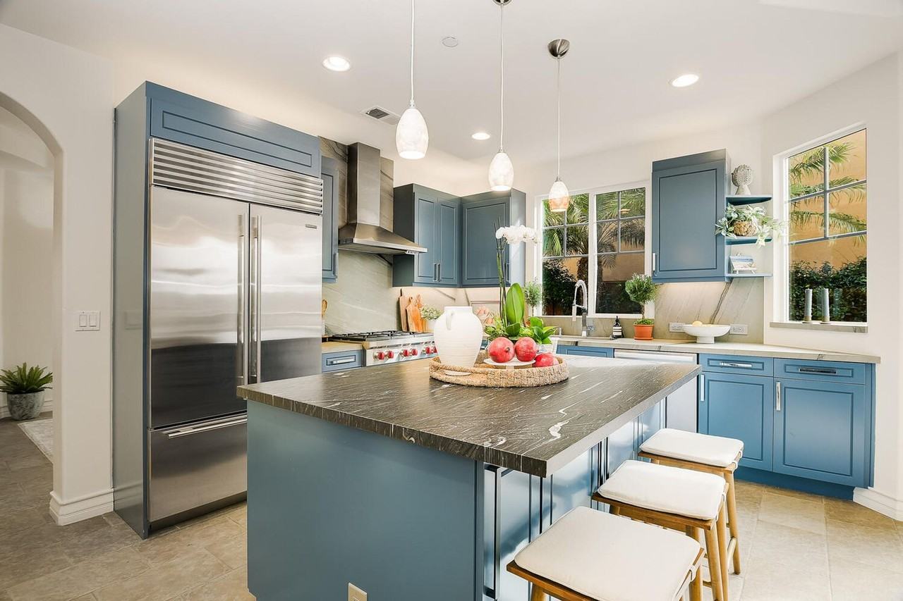 409 N Cedros Ave - Photo 5 of 29