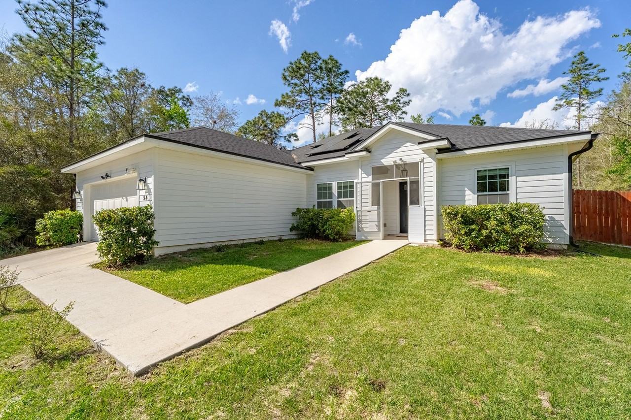 94 Sorrel St - Photo 2 of 40