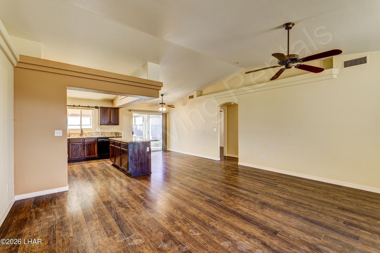 400 Moonshine Dr - Photo 7 of 28