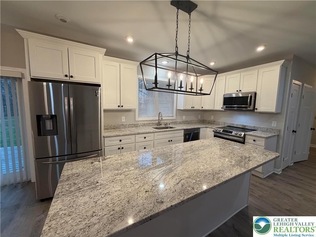 7120 Suter Rd - Photo 4 of 17