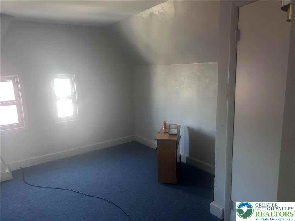 146 W Broad St Apt 3rd - Photo 3 of 6