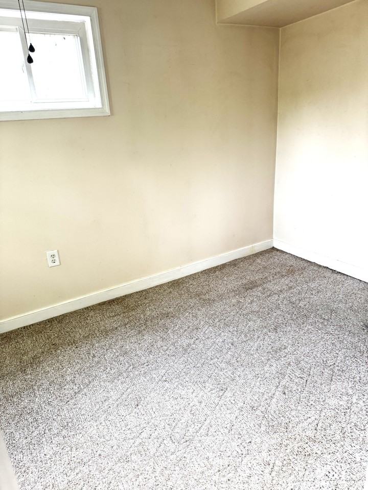 8709 Avalon Dr #1 - Photo 3 of 20