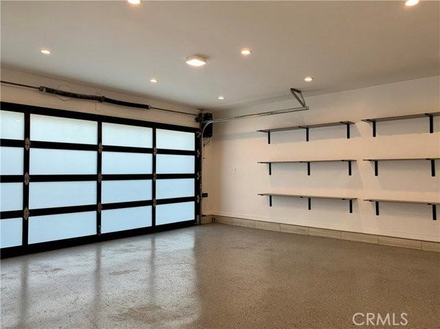 7811 Electra Dr - Photo 3 of 8