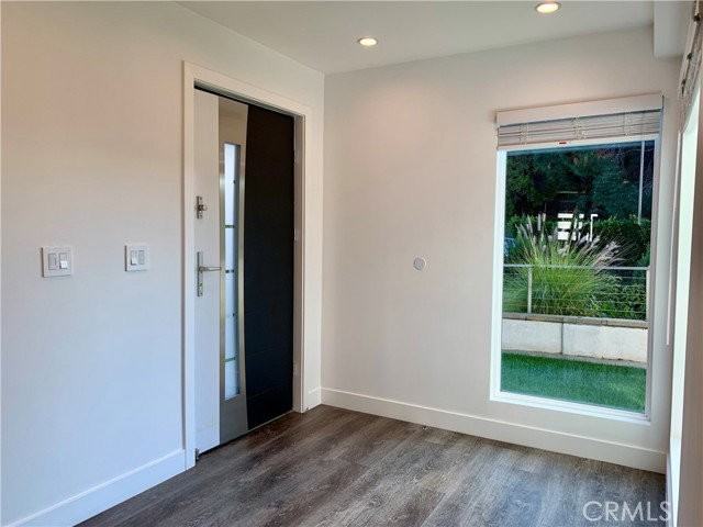 7811 Electra Dr - Photo 5 of 8