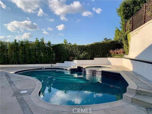 7811 Electra Dr - Photo 6 of 8