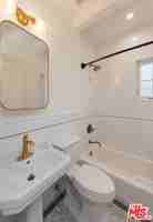 featured image of 2607 N Beachwood Dr