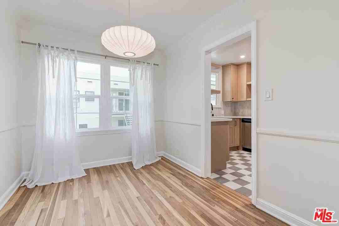 405 Shirley Pl #3-4 - Photo 6 of 8