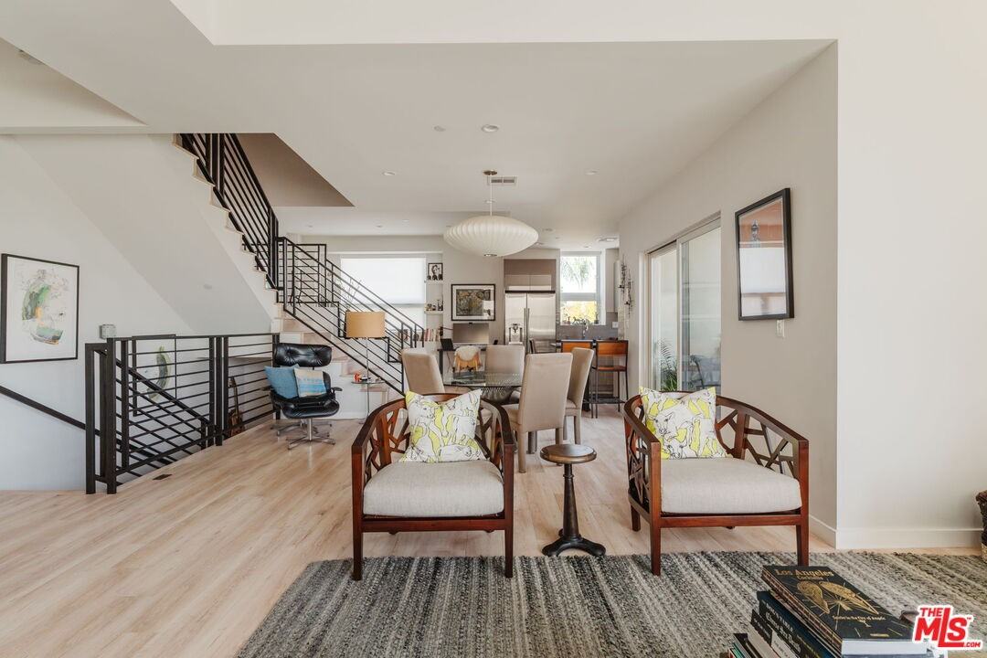 6072 Pickford St - Photo 7 of 8