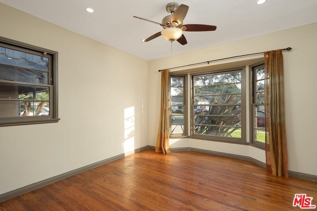 2587 S Westgate Ave - Photo 7 of 8