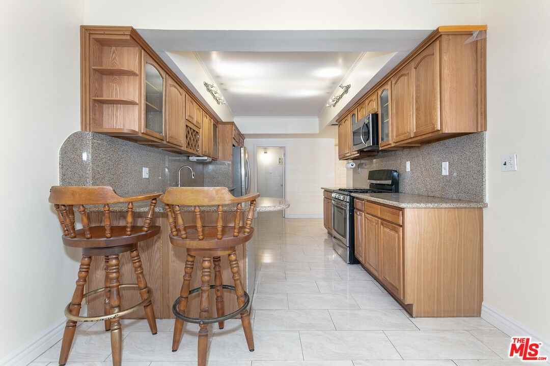 1950 S Beverly Glen Blvd #102 - Photo 6 of 8