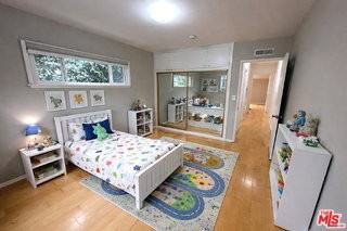 3406 Wade St - Photo 4 of 8