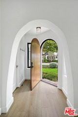 10525 Cushdon Ave - Photo 2 of 8