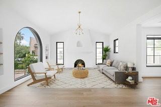 10525 Cushdon Ave - Photo 4 of 8