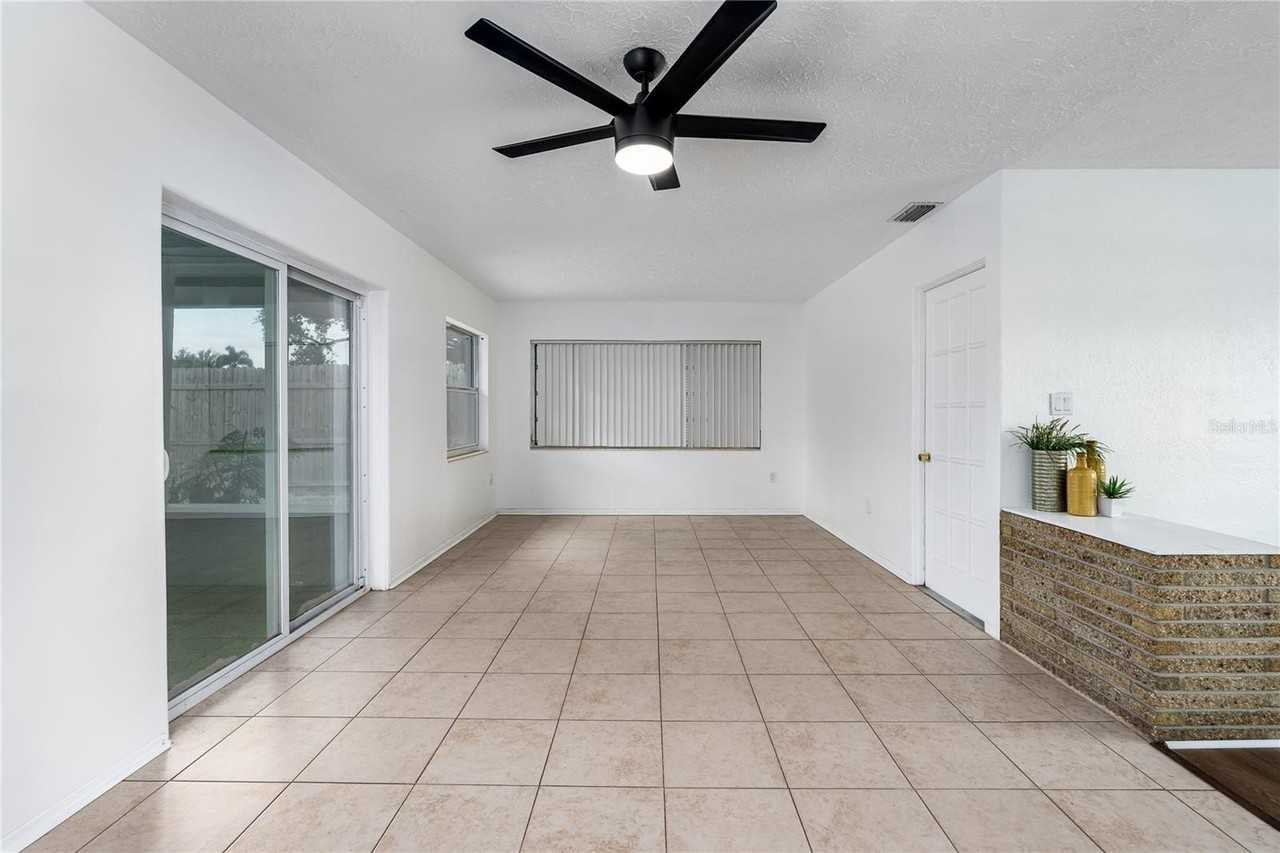 5617 1st Ave W - Photo 4 of 28