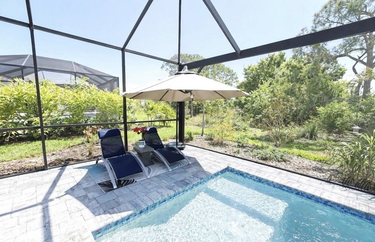 1055 Waterline Ct - Photo 4 of 47