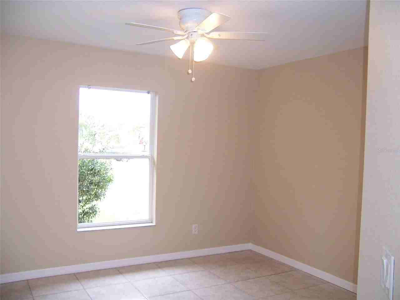 2317 Nuremberg Blvd - Photo 4 of 23