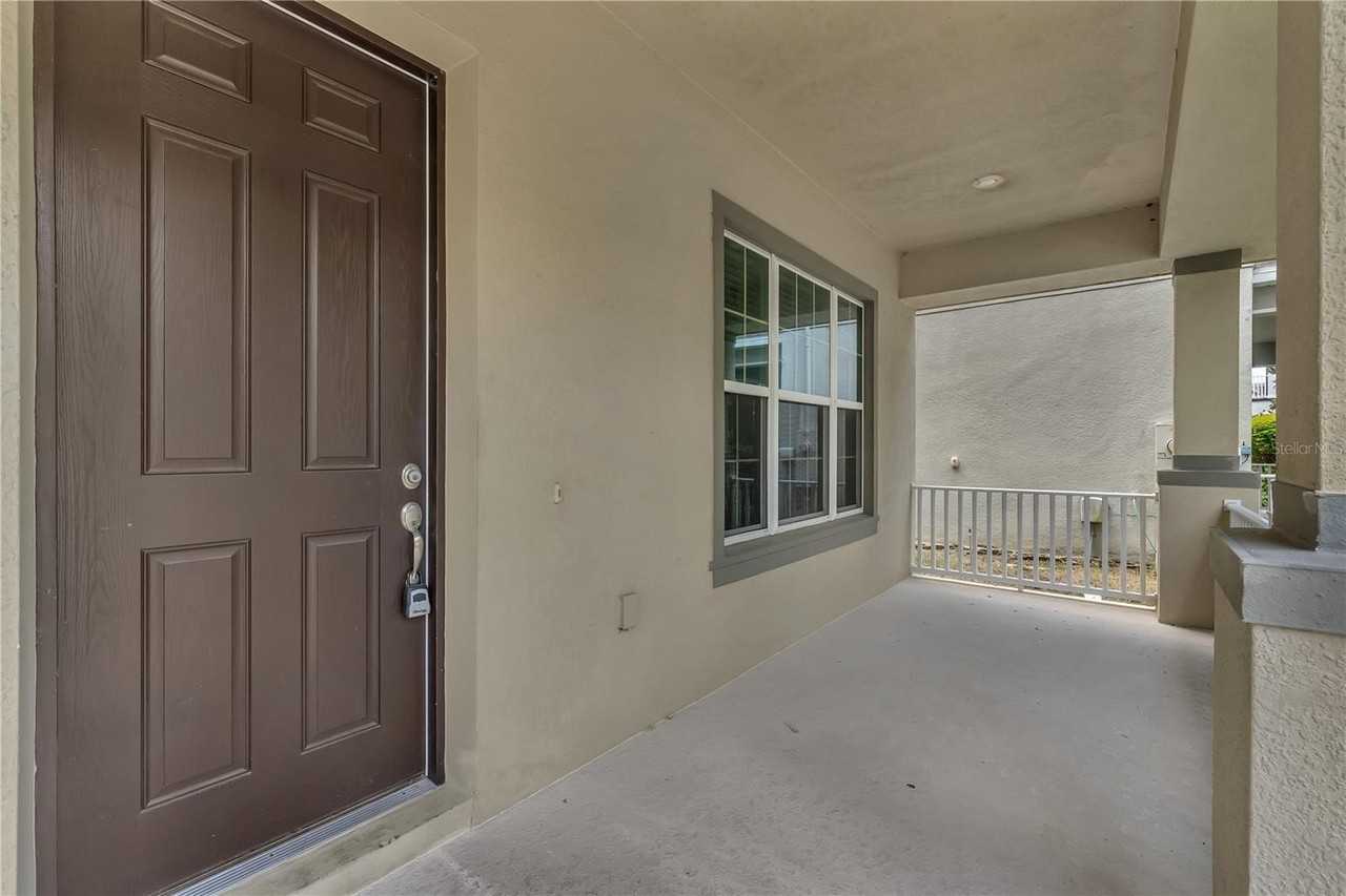 8320 Bryce Canyon Ave - Photo 3 of 50