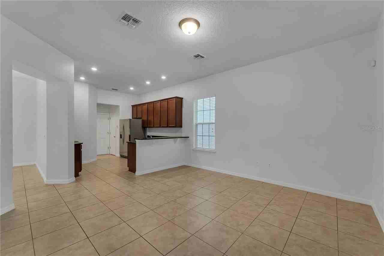 8320 Bryce Canyon Ave - Photo 5 of 50