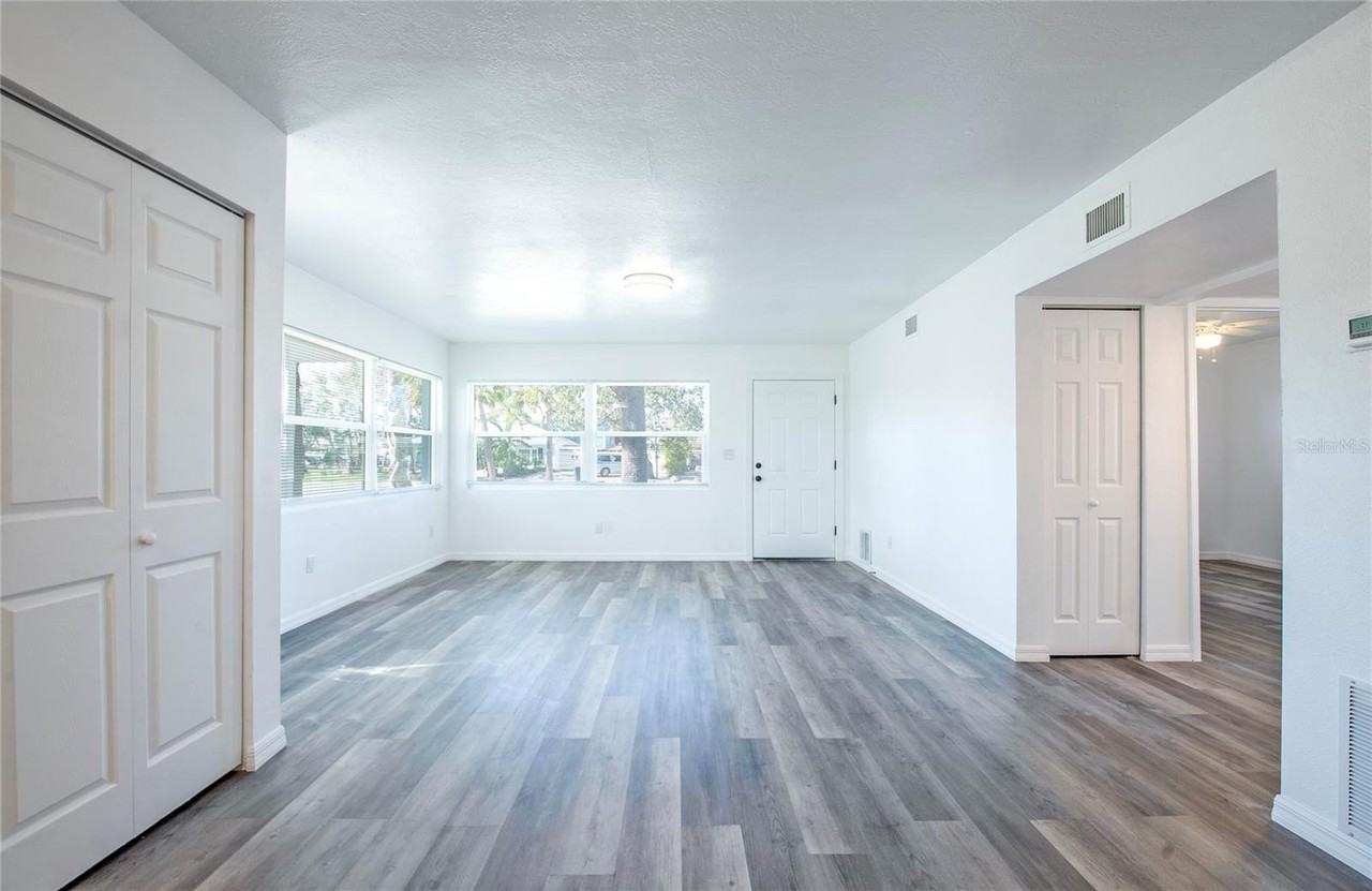 717 E Gulf Blvd #1 - Photo 6 of 50