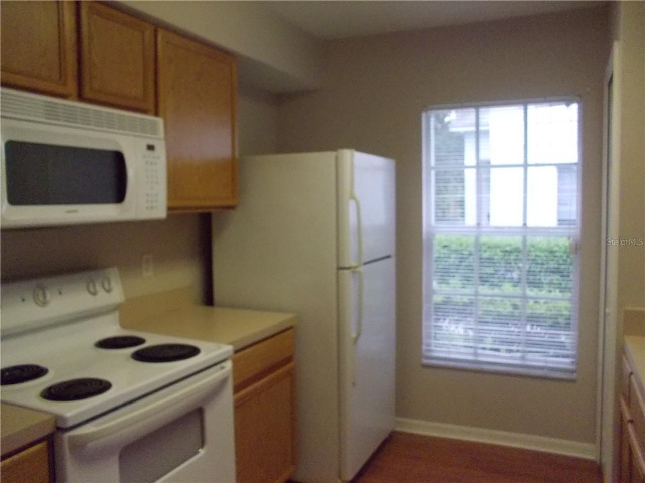 4122 Waterside Island Ct - Photo 4 of 12