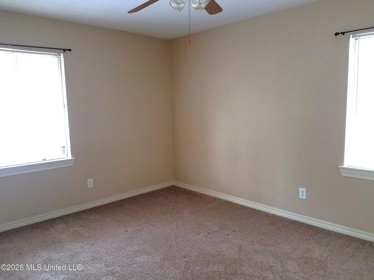 7105 Melrose Dr - Photo 6 of 9