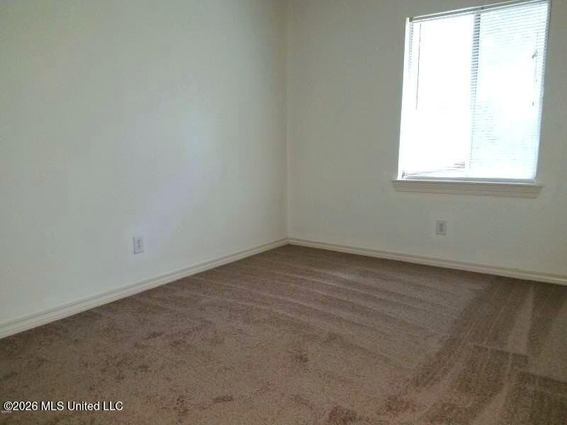 7105 Melrose Dr - Photo 7 of 9