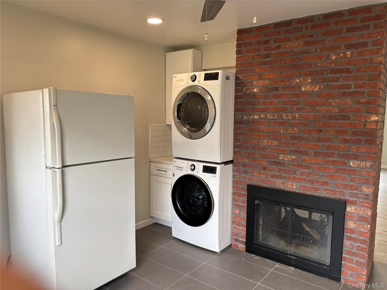 55 Acre Ln - Photo 4 of 13