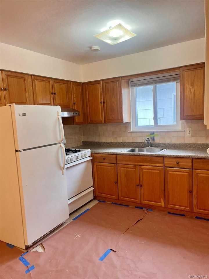 3416 Brookside St #2ndFL - Photo 6 of 12