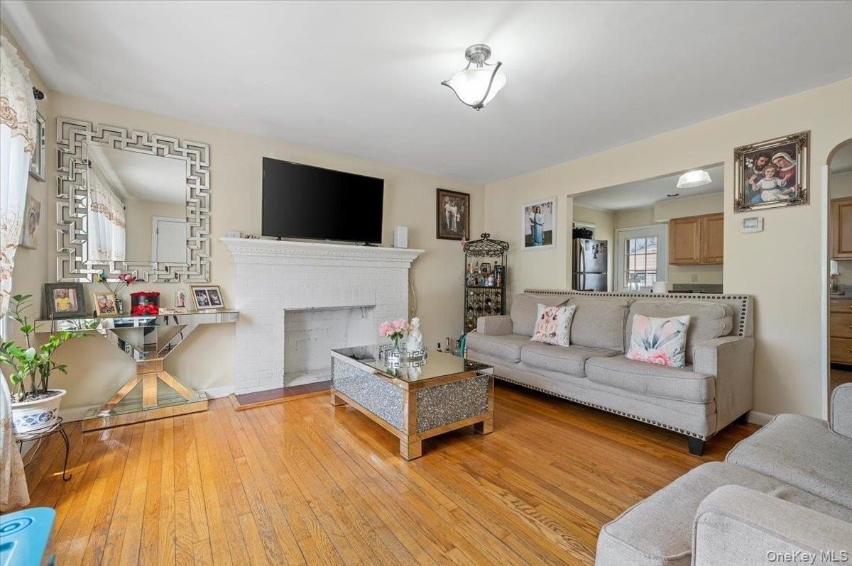 316 S 3rd St - Photo 2 of 27