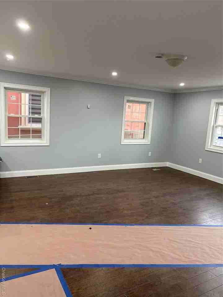 9829 Albert Rd Unit 1 - Photo 7 of 8