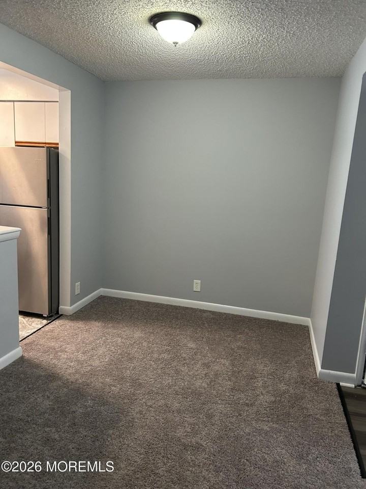 661 Ocean Ave #31 - Photo 7 of 10