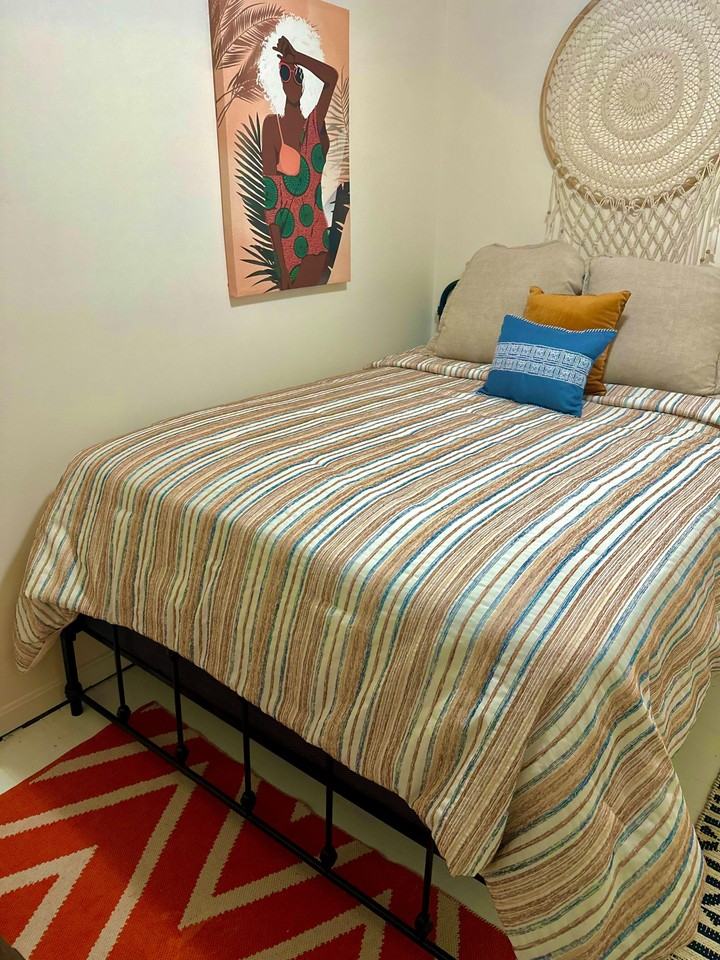 Ashford Dr - Photo 7 of 9