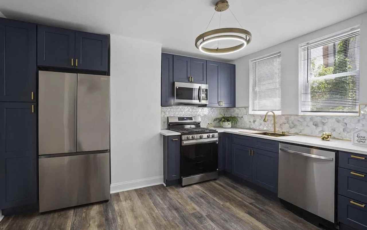 Clifton Ave - Photo 3 of 5