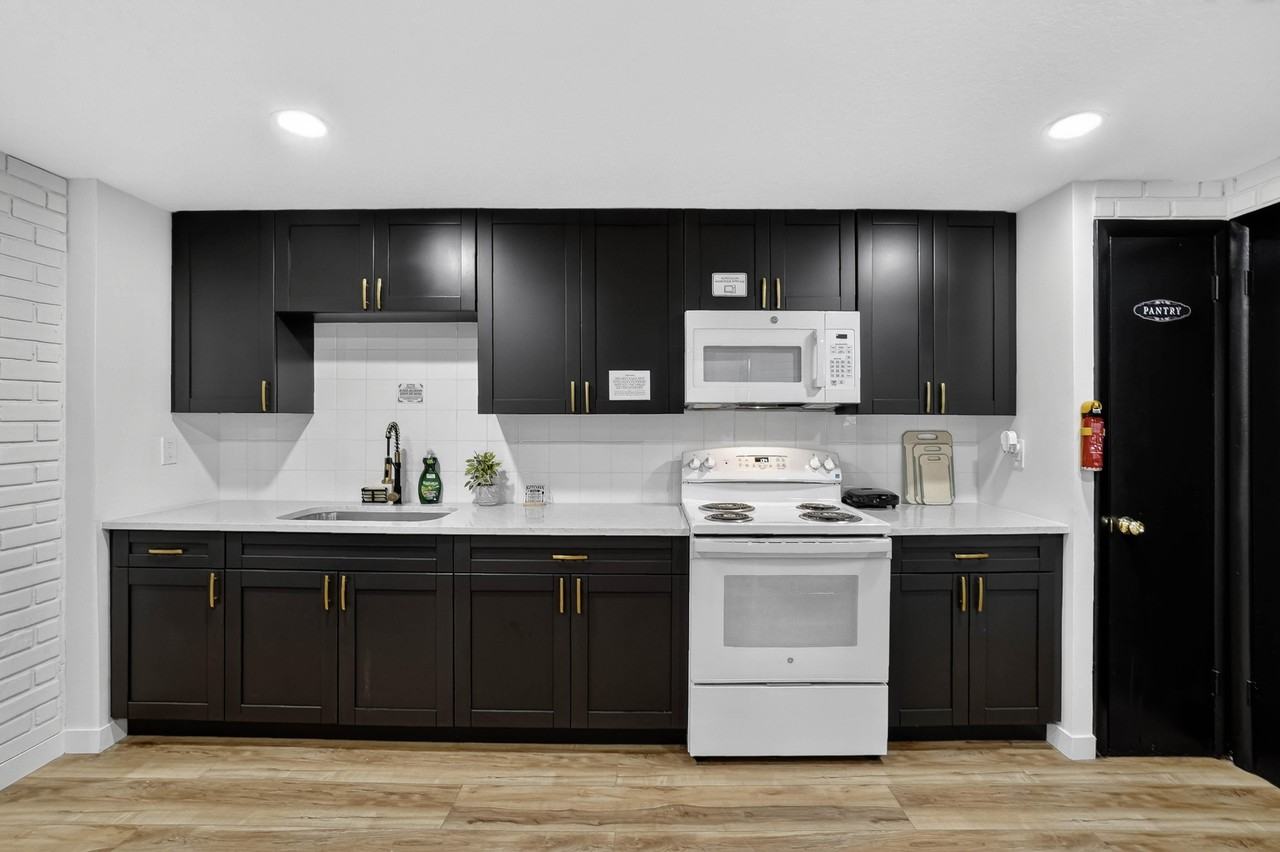 Tampico Rd - Photo 2 of 19