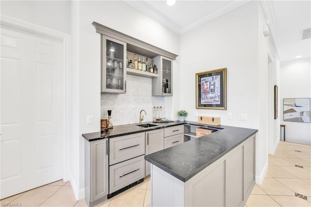 3031 Marengo Ct Apt 203 - Photo 6 of 49